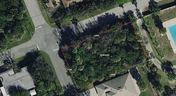 3rd image of 2501 Lakeshore Dr