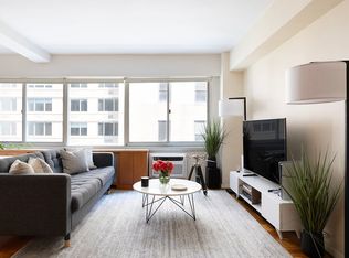 240 E 55th St APT 6D, New York, NY 10022