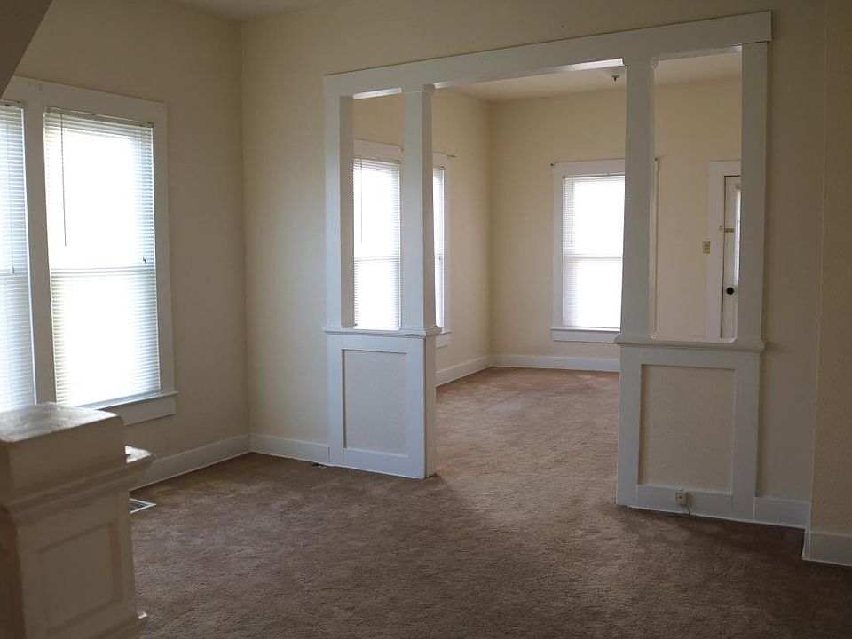Dining room into living room