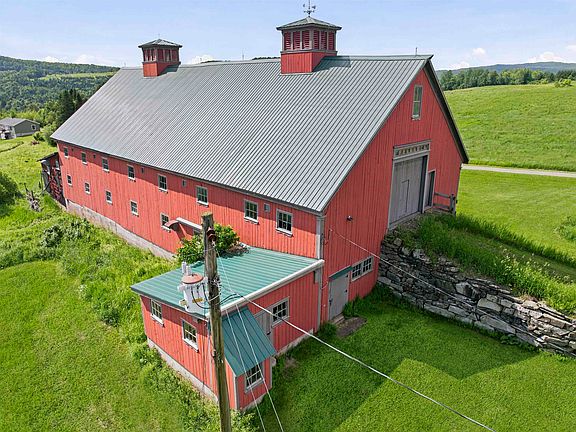 4th image of 543 Bear Rock Road