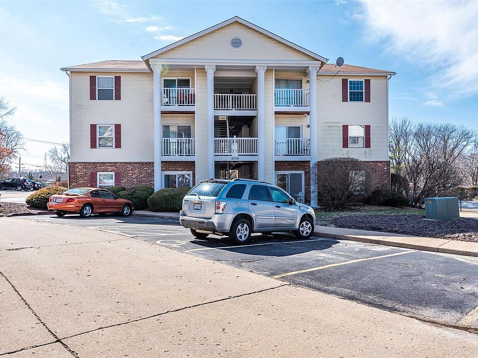 1st image of 3100 Edwards Pl APT 303