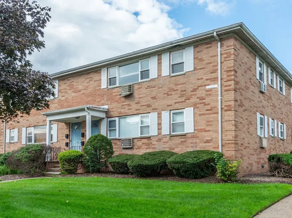 1-38 Virginia Dr, Fair Lawn, NJ 07410