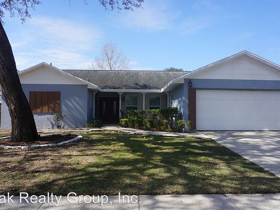 1st image of 212 Foxwood Dr