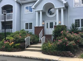 8B Leva Dr UNIT 8, Morristown, NJ 07960