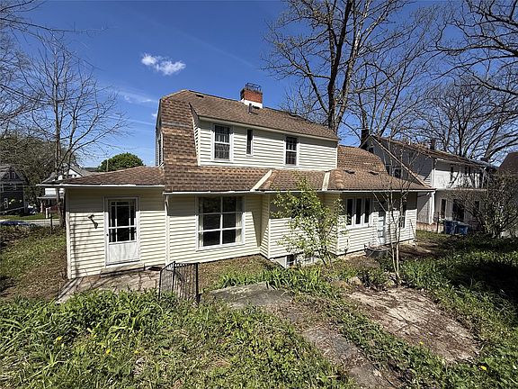 5th image of 700 Chestnut St