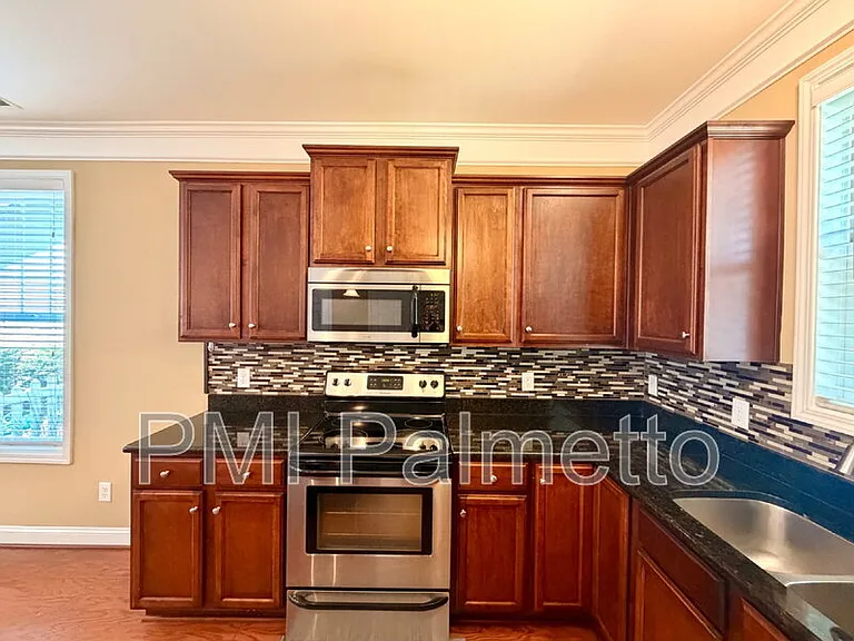 6877 Pennington Rd — Photo 9