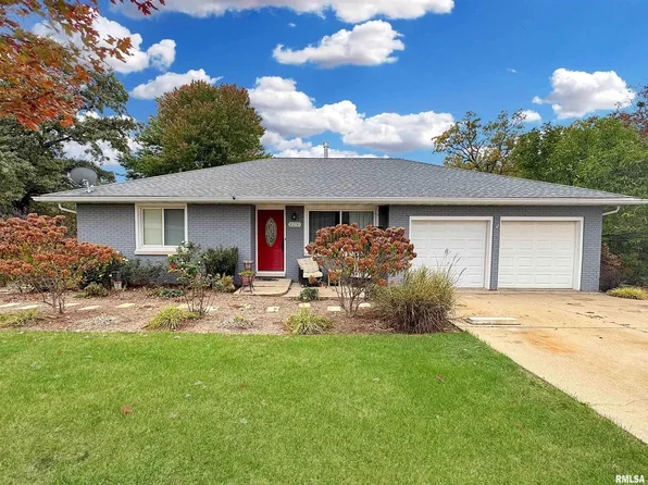 10250 W Lake Camelot Dr, Mapleton, IL 61547