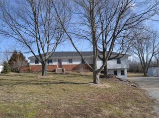 13675 Moonlight Rd, Olathe, KS 66061