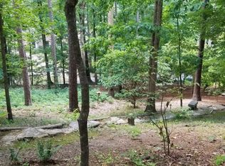 221 Burdette Rd, Sandy Springs, GA 30327