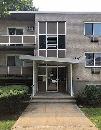 2nd image of 41 Lionel Ave APT D