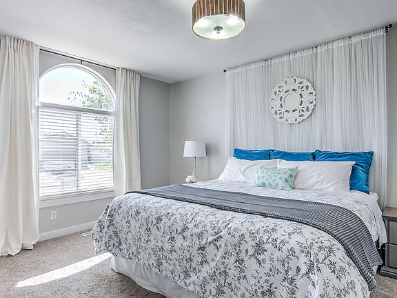 4th image of 2868 Olive Brook Cir