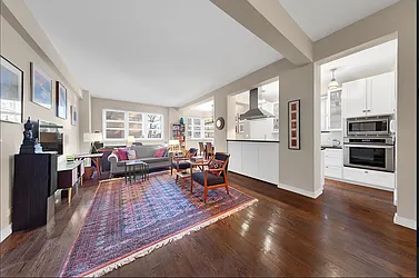 36 Sutton Place South, #MAISONETTE-B