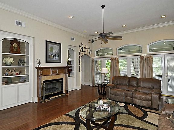 Living area with Hardwoods & built inns.