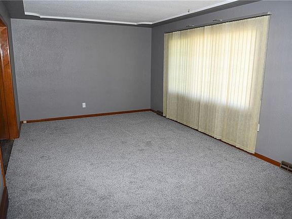5th image of 13218 Craig Ave