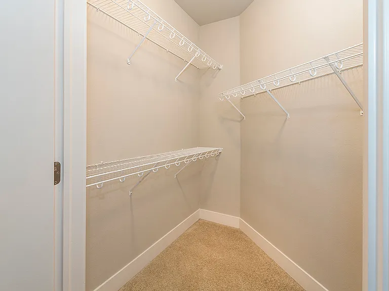 The Overlook at Interquest Apartments — Photo 67