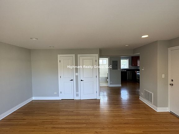 2nd image of 2530 W Fitch Ave #3A