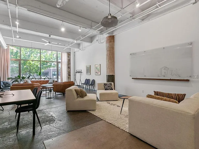 700 Washington Ave N #212 — Photo 4