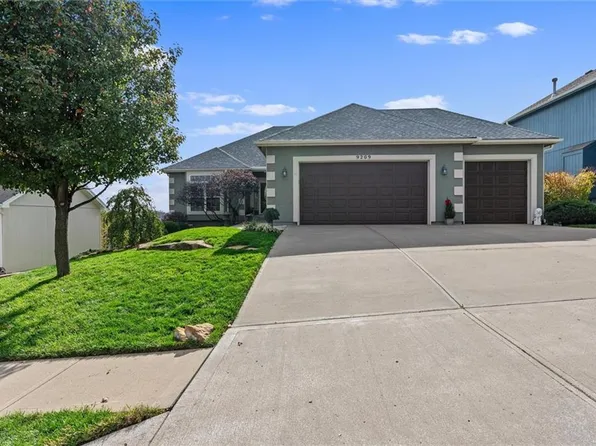 9209 NE 109th Ter, Kansas City, MO 64157