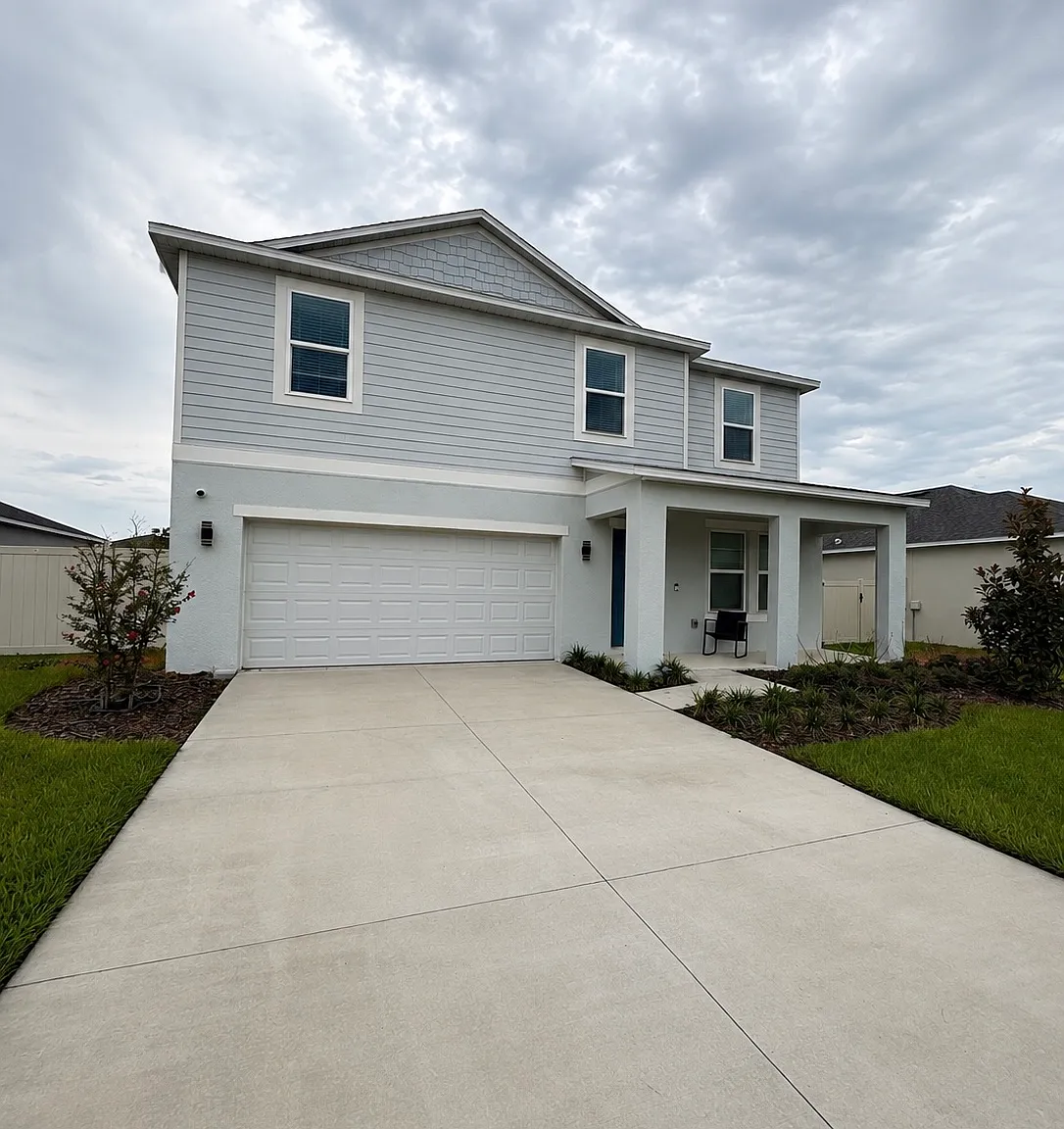 4 bed, 2.5 bath, 2780 sqft, $2,650 — Photo 1