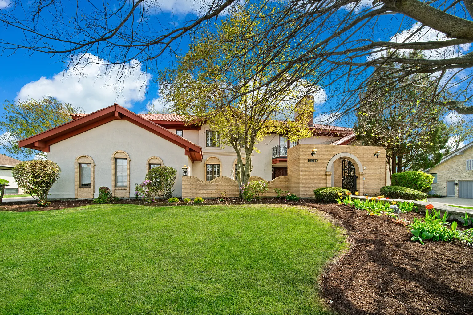 2014 Midwest Club Pkwy photo 1