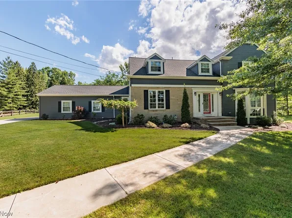 17675 Shurmer Rd, Strongsville, OH 44136