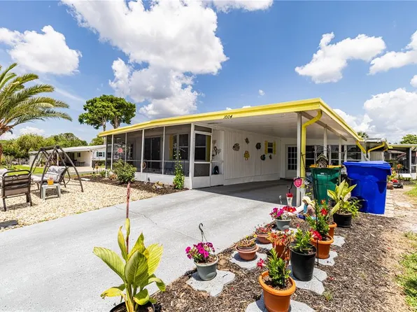 1004 Todd Way, Tavares, FL 32778