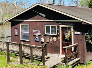 10575 N State Route 60 NW, McConnelsville, OH 43756