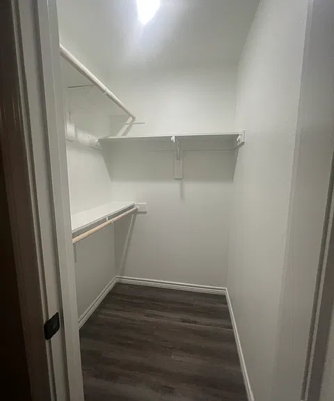 103 S Jordan St — Photo 5