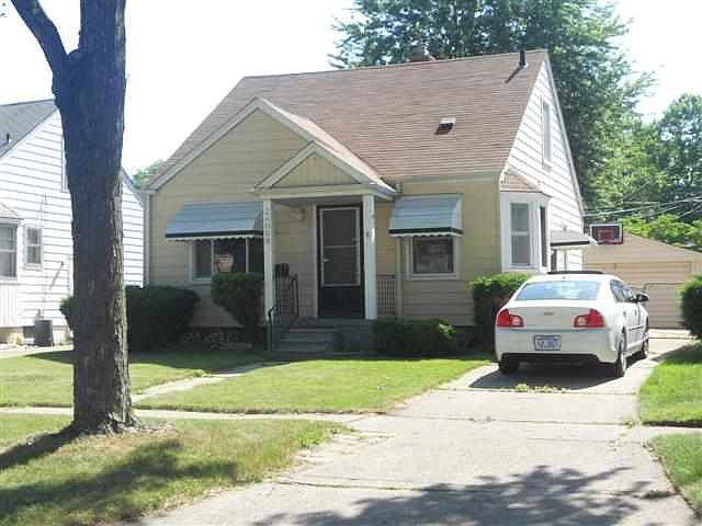 1st image of 26088 S Hampden St