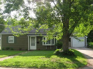 12 Cottage Hill Rd, Queensbury, NY 12804