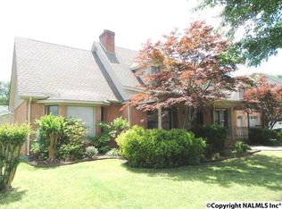 1203 Cedarwood Dr SW, Decatur, AL 35603