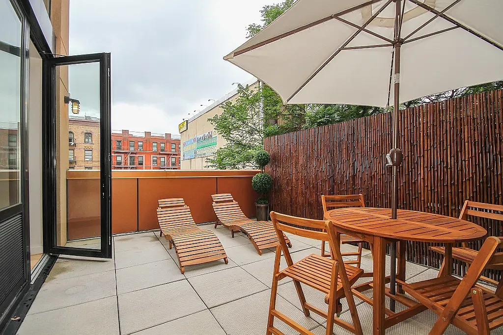 1595 Lexington Avenue — Photo 3
