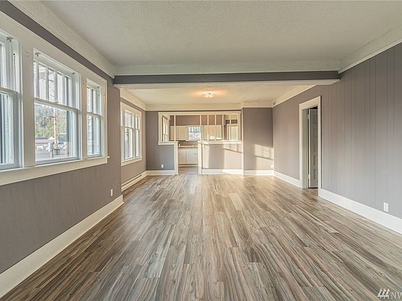 5th image of 3105 Aberdeen Ave