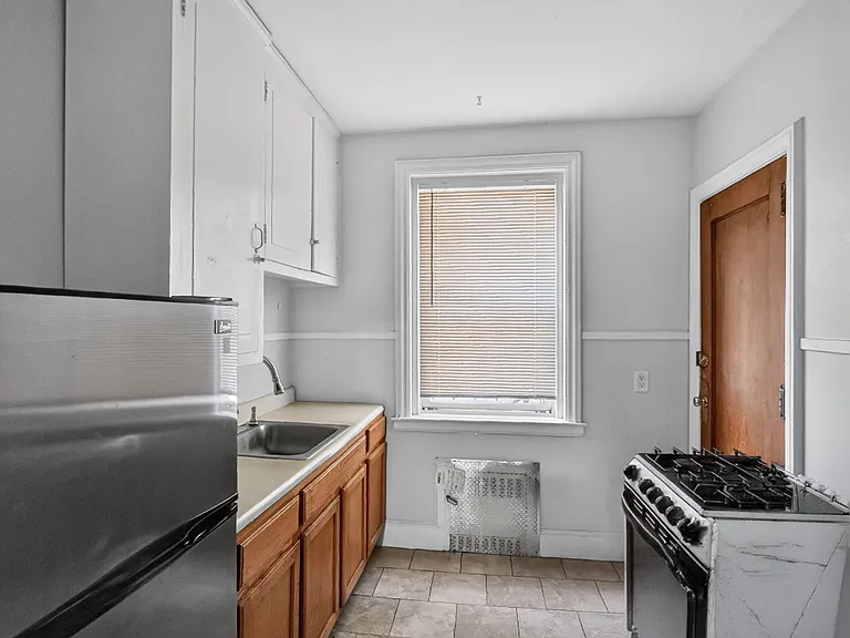 25 Lynwood Pl — Photo 22