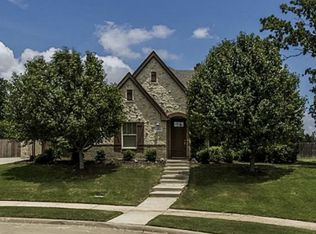 5249 Cornerwood Dr, Fort Worth, TX 76244