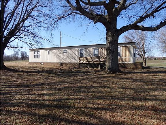 3rd image of 5750 New Hope Rd