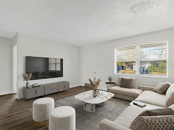 2nd image of 1804 Riley Ave