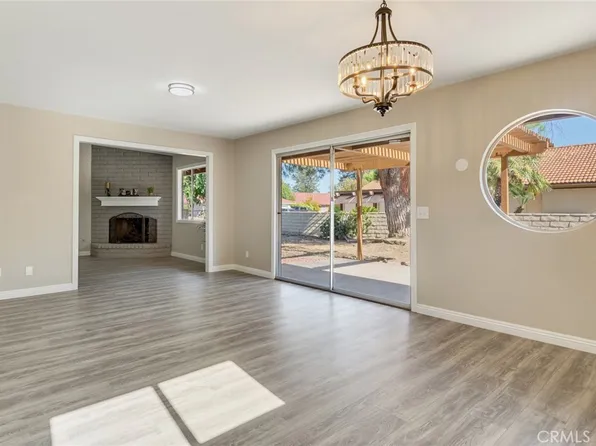 1825 Flame Tree Way, Hemet, CA 92545