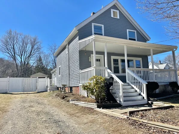 66 Madison St, Amesbury, MA 01913