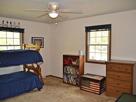 4th image of 3201 Brookshire Dr SE