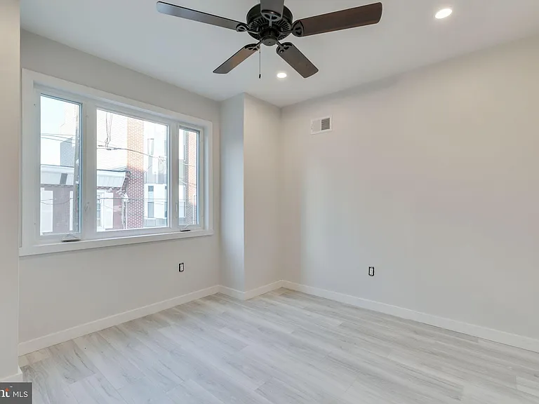 614 Hoffman St — Photo 19
