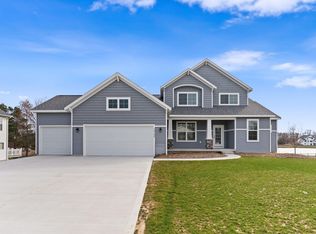 10786 Melanie Dr, Allendale, MI 49401