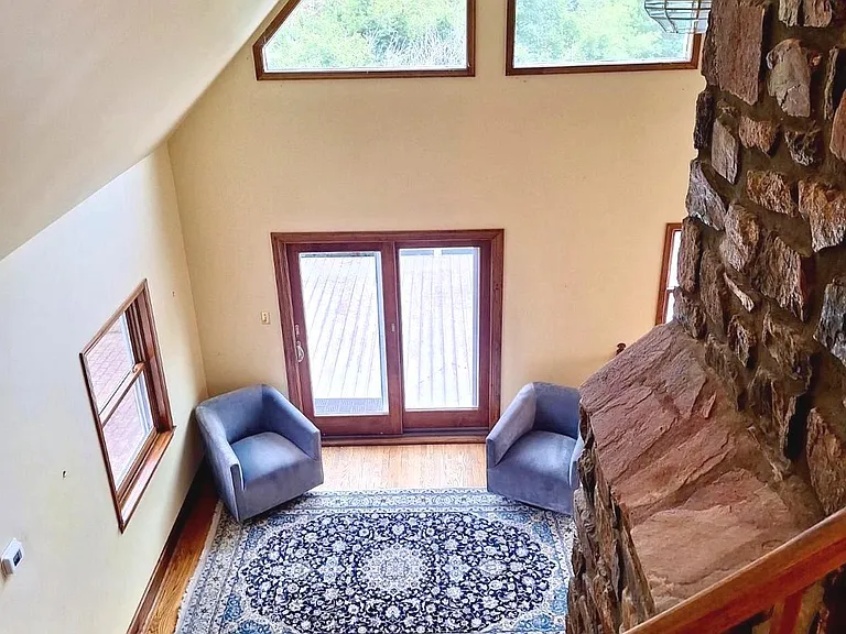 9078 Knoll Run Ln — Photo 33