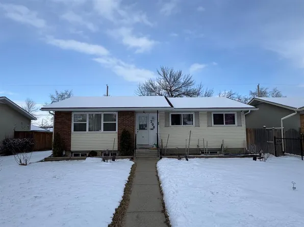 208 W Forest Rd SE, Calgary, AB T2A 5B7