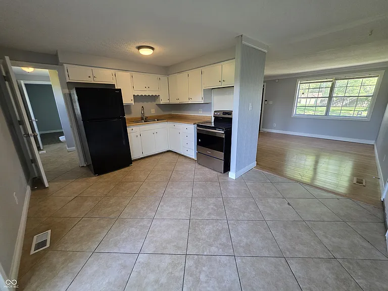 10359 Chris Dr — Photo 7