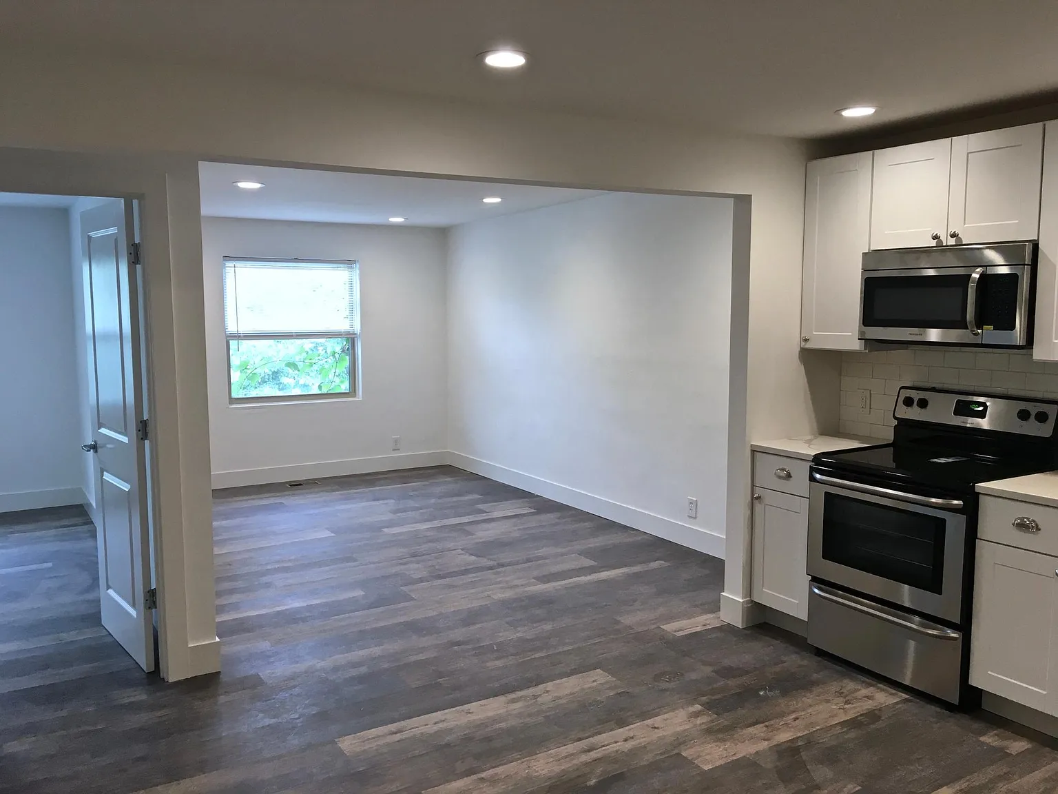 1 bed, $995 — Photo 3