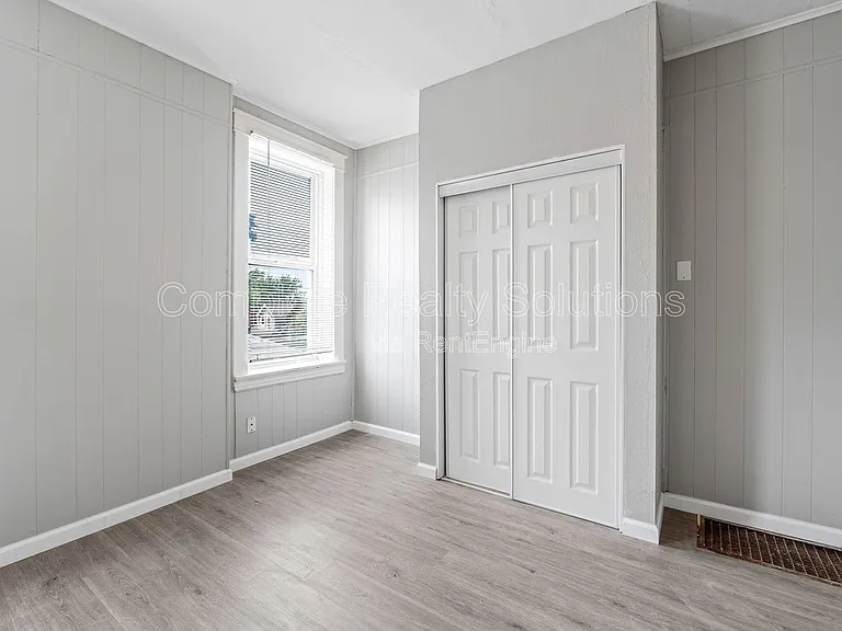 4222 S 38th St #4222 — Photo 13