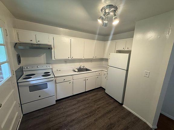 5th image of 41 Rome Ave