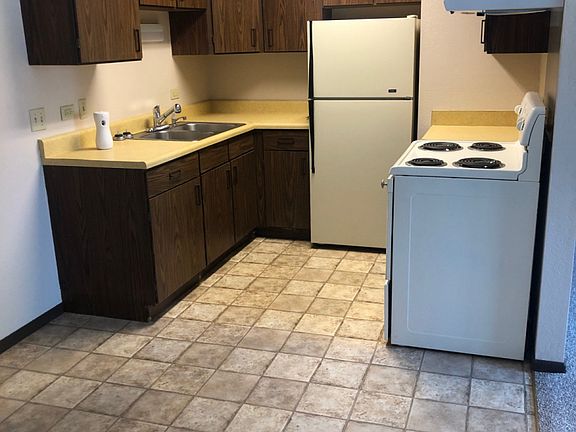 4th image of 1851 26th St #15999822