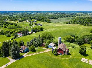 725 Game Farm Rd, Minnetrista, MN 55359